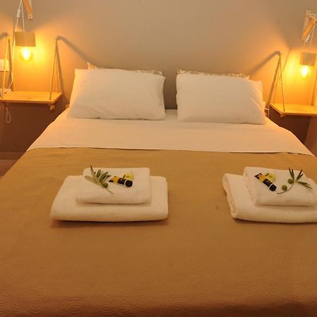 Ferienwohnung Delphic Moments - Sunny App 3Br, 2Ba With View Exterior foto